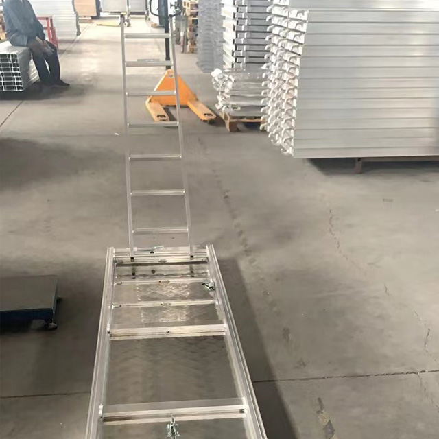 Aluminum Planks with Ladder